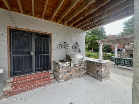 Tiny photo for 603 W Main Street, Washington, NC 27889 (MLS # 100530242)