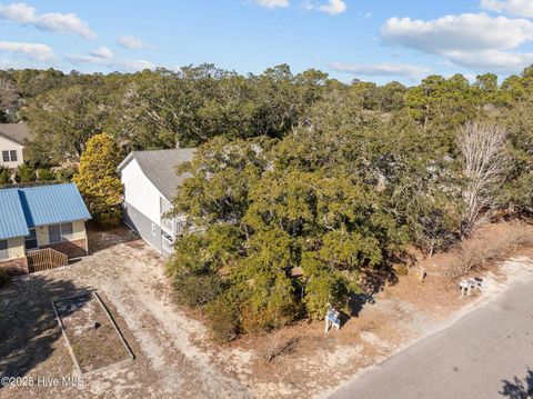 A home in Oak Island