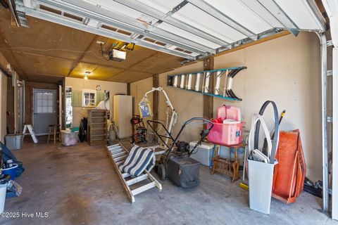 A home in Oak Island