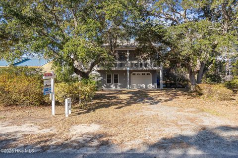 A home in Oak Island