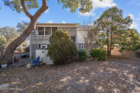 A home in Oak Island