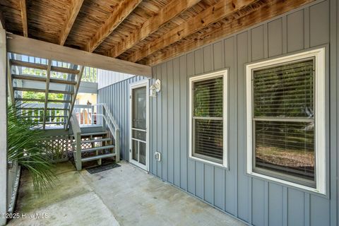 A home in Oak Island