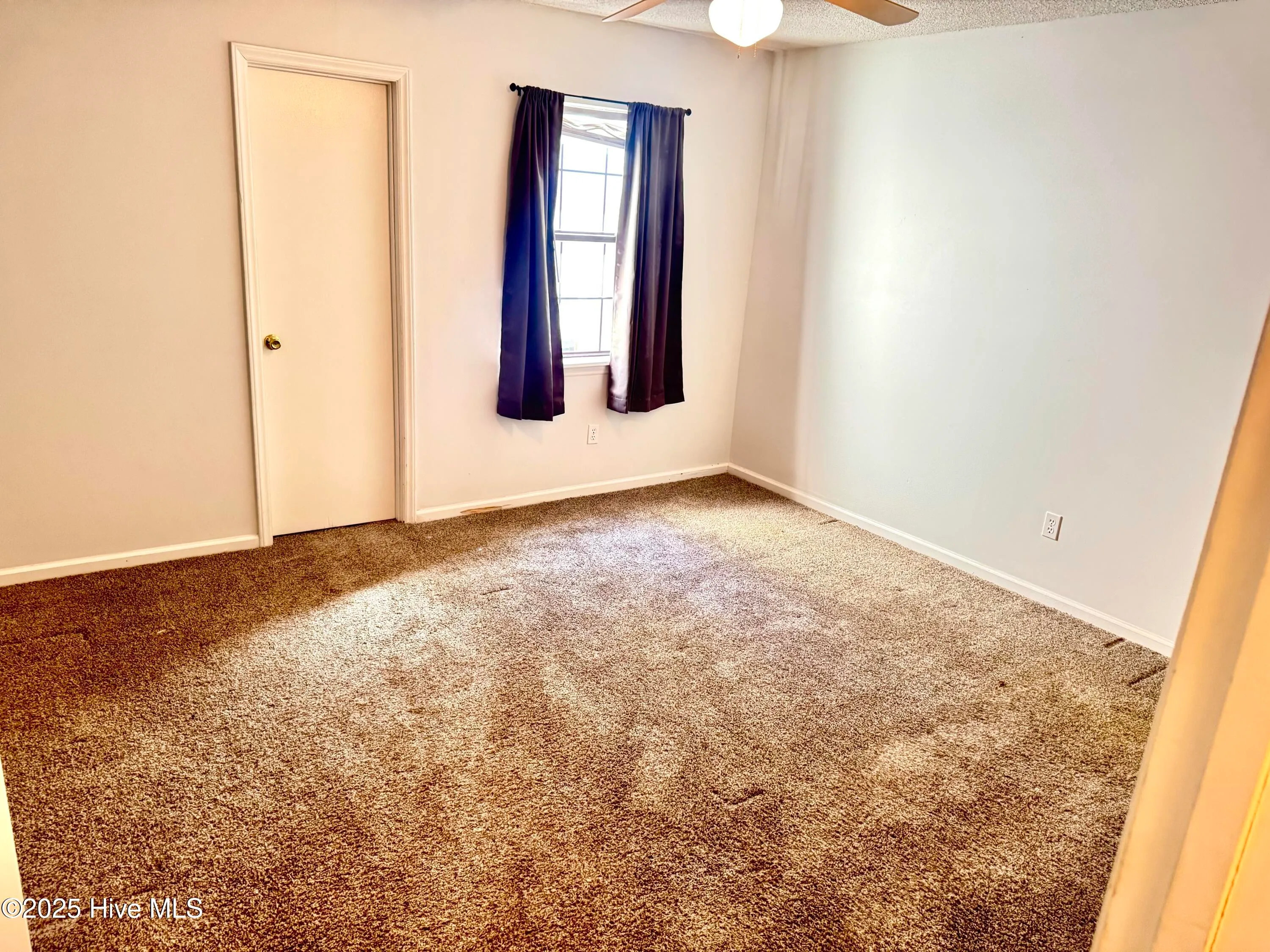 Greenville, North Carolina 27858, United States, 2 Bedrooms Bedrooms, ,2 BathroomsBathrooms,Residential,Active,234366