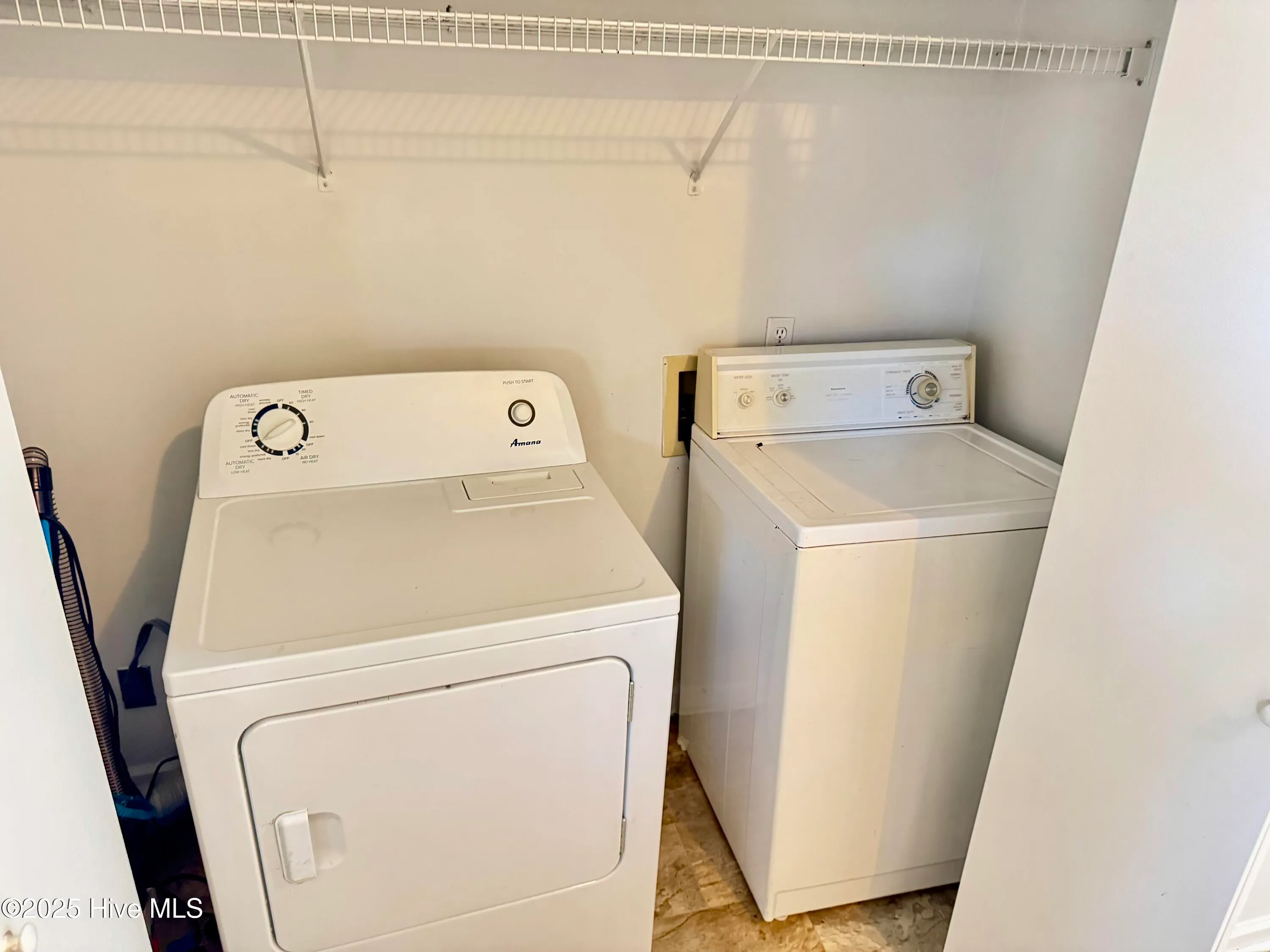 Greenville, North Carolina 27858, United States, 2 Bedrooms Bedrooms, ,2 BathroomsBathrooms,Residential,Active,234366