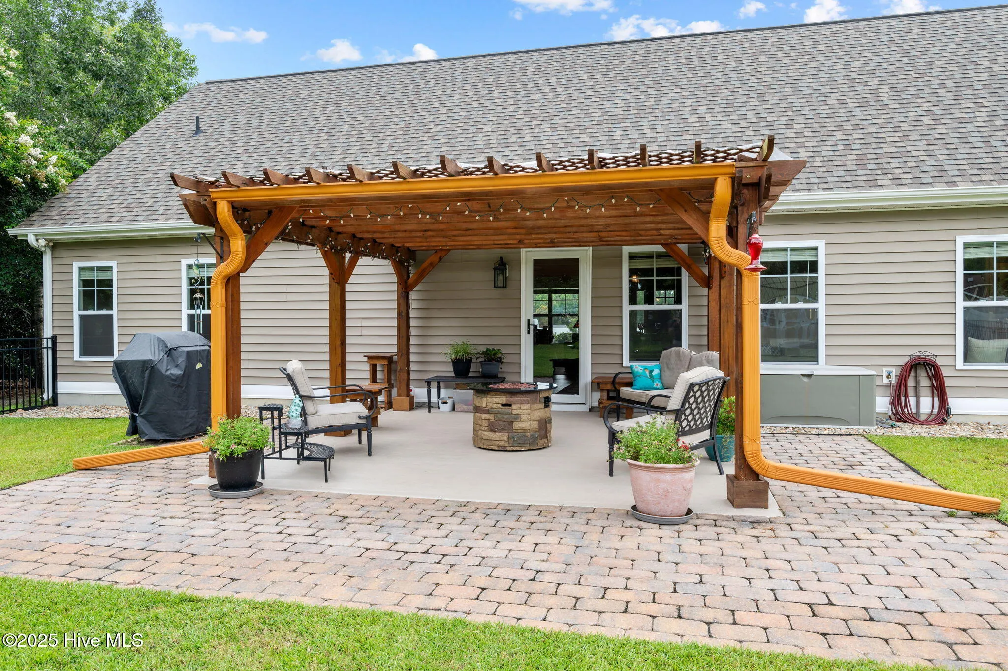 Greenville, North Carolina 27858, United States, 3 Bedrooms Bedrooms, ,3 BathroomsBathrooms,Residential,Active,172247