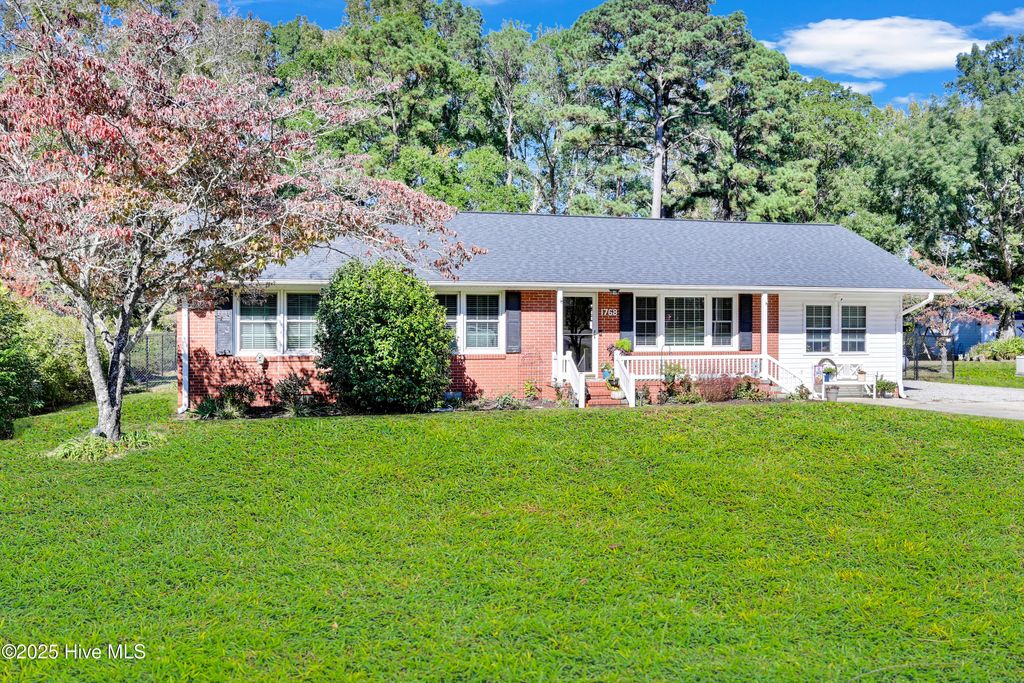 Photo of 1768 John Small Avenue, Washington, NC 27889 (MLS # 100537371)
