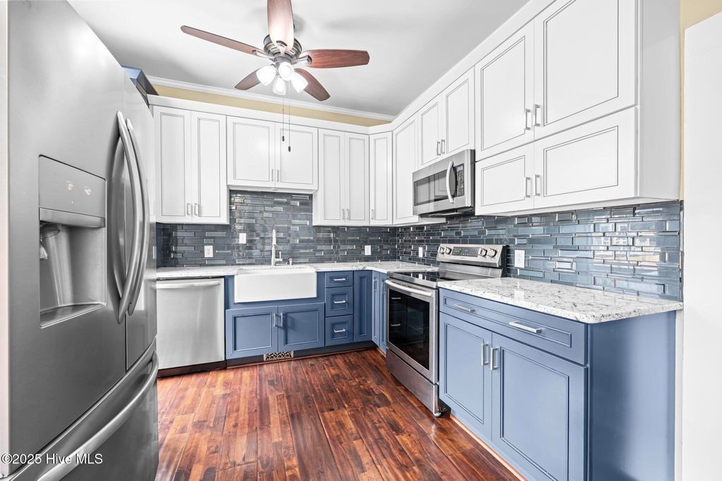 Photo of 227 New Street, New Bern, NC 28560 (MLS # 100530914)