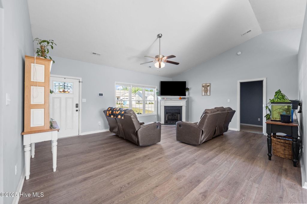 Photo of 263 Sweet Gum Lane, Richlands, NC 28574 (MLS # 100522562)