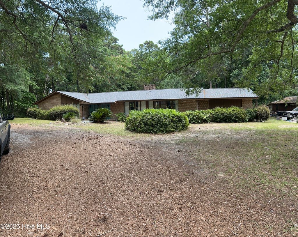 Photo of 6405 Pigott Avenue SW, Ocean Isle Beach, NC 28469 (MLS # 100515800)