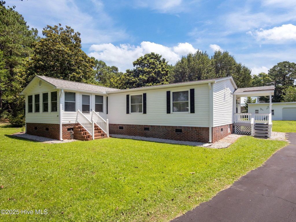 Photo of 131 Goose Creek Loop Road, Newport, NC 28570 (MLS # 100512662)