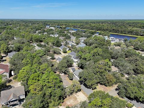 A home in Oak Island