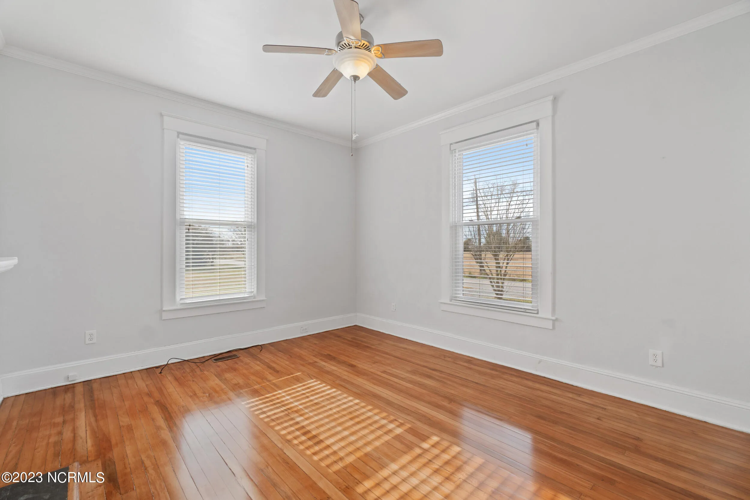 Moyock, North Carolina 27958, United States, 3 Bedrooms Bedrooms, ,3 BathroomsBathrooms,Residential,Pending,40494