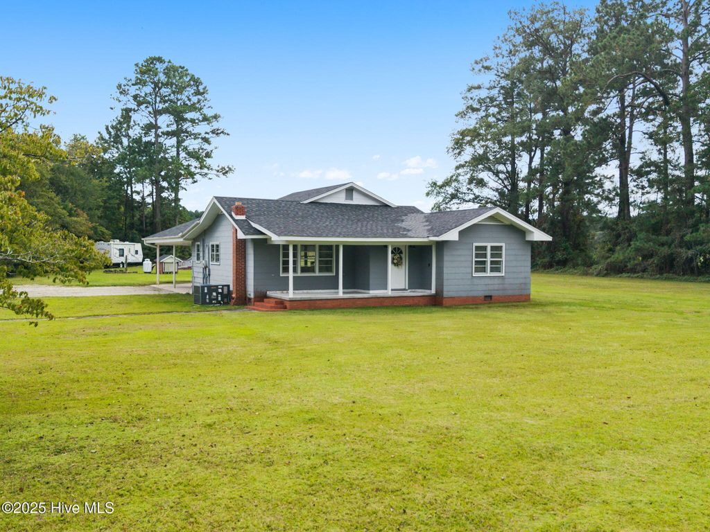 Photo of 7547 Etheridge Road NW, Longwood, NC 28452 (MLS # 100536505)