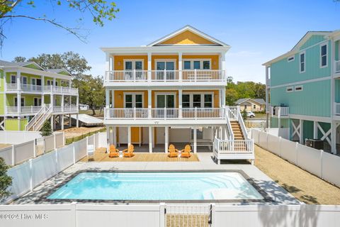 A home in Oak Island