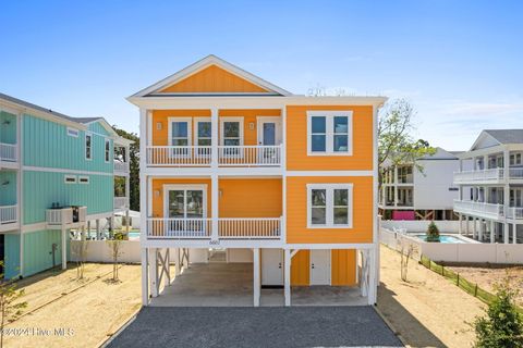 A home in Oak Island