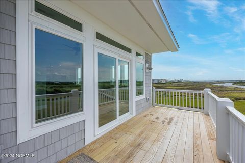 A home in North Topsail Beach