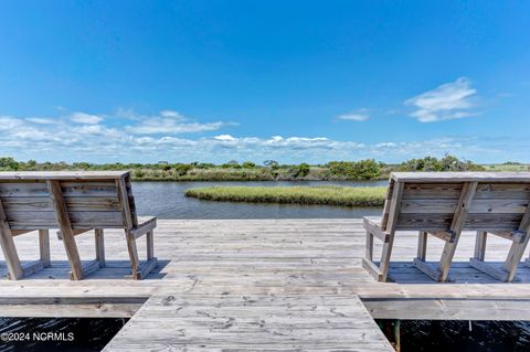 A home in North Topsail Beach