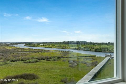 A home in North Topsail Beach