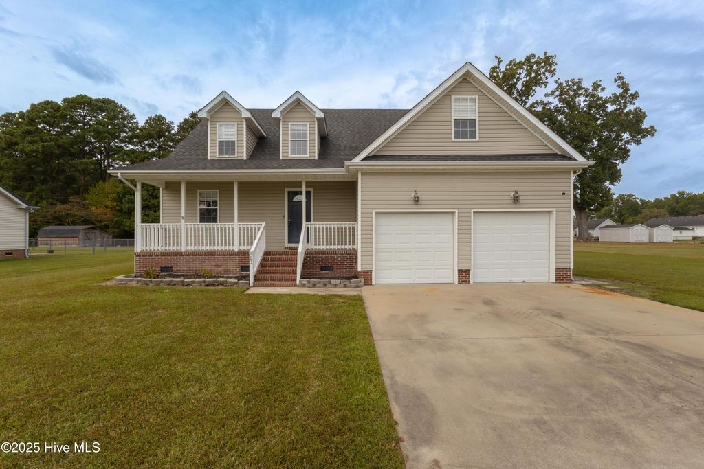 Photo of 103 Dramtree Drive, Elizabeth City, NC 27909 (MLS # 100535672)