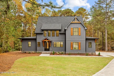 MLS: 100498962