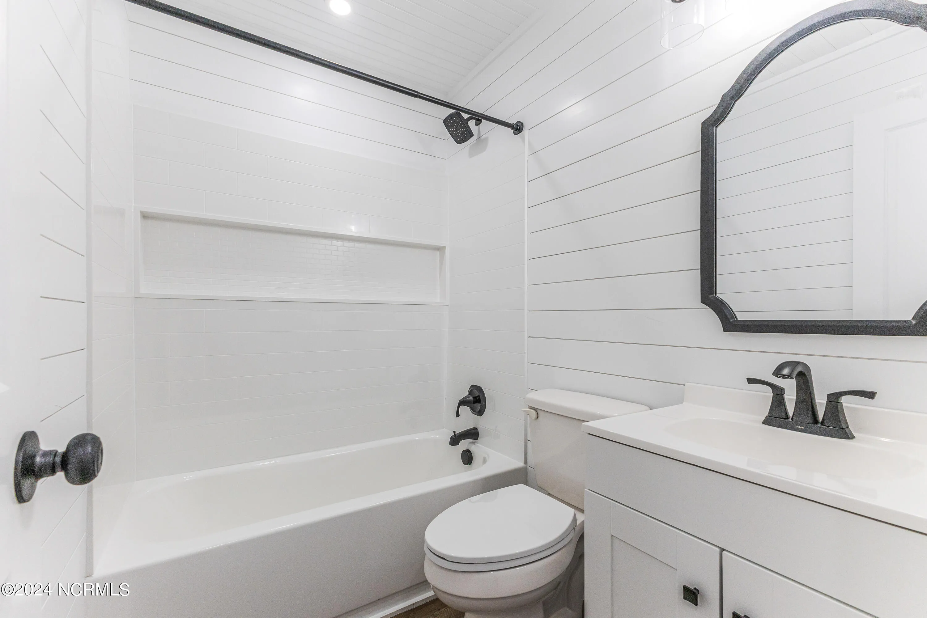 Wilmington, North Carolina 28412, United States, 4 Bedrooms Bedrooms, ,2 BathroomsBathrooms,Residential,Pending,47797