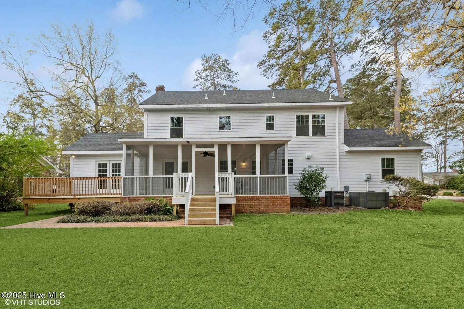 Whiteville, North Carolina 28472, United States, 4 Bedrooms Bedrooms, ,3 BathroomsBathrooms,Residential,Active,97597