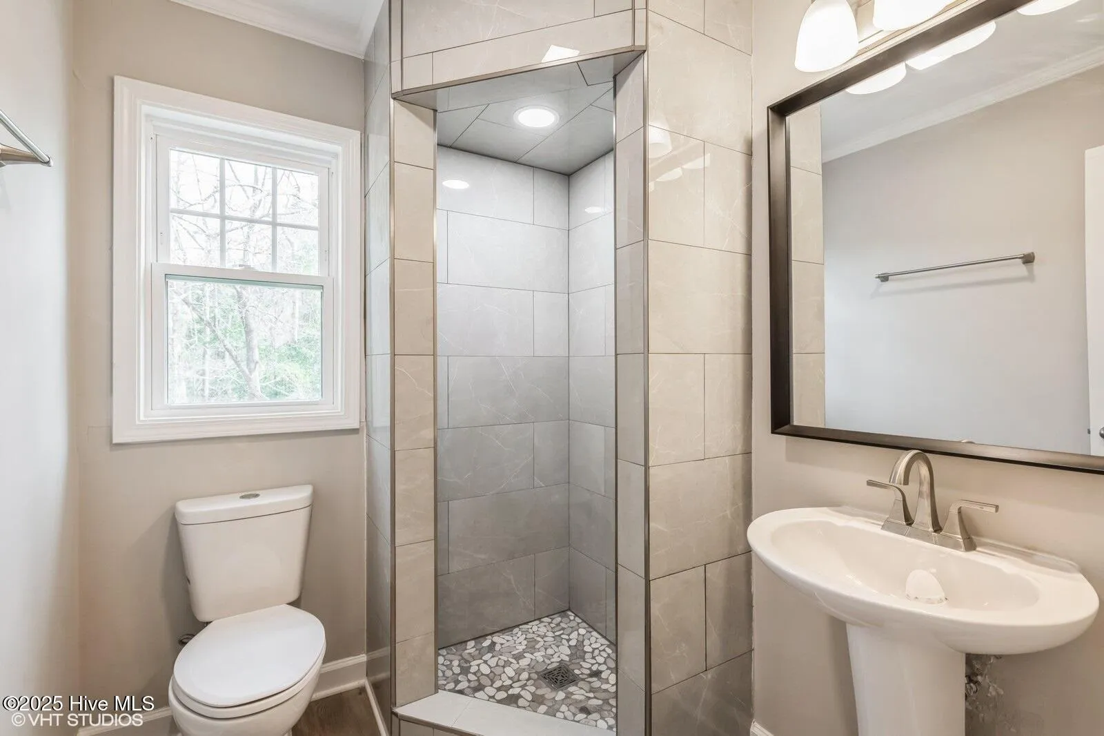 Whiteville, North Carolina 28472, United States, 4 Bedrooms Bedrooms, ,3 BathroomsBathrooms,Residential,Active,97597