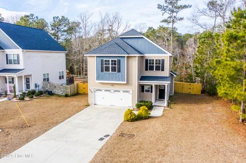 A home in Sneads Ferry