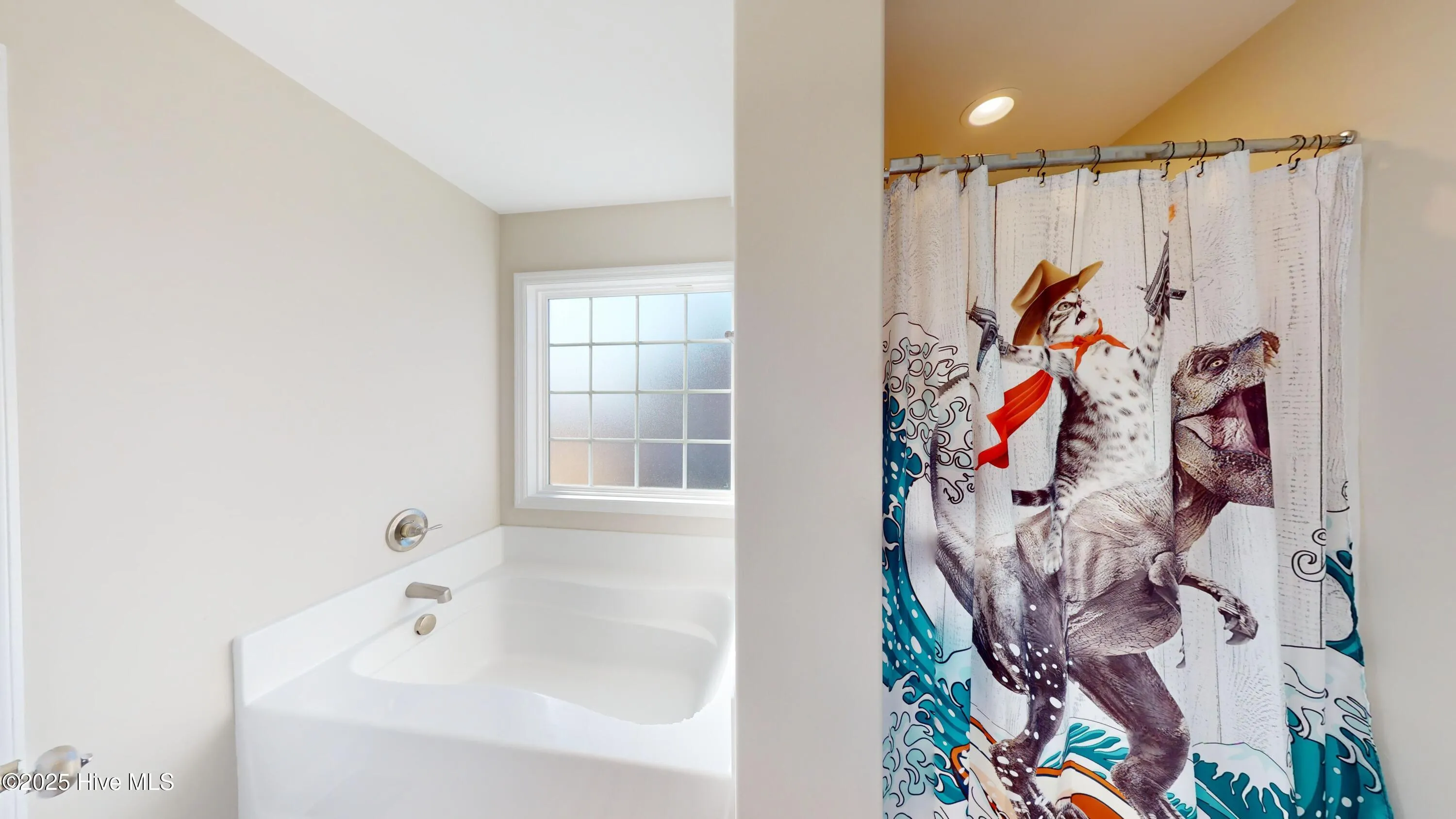 Stella, North Carolina 28582, United States, 4 Bedrooms Bedrooms, ,3 BathroomsBathrooms,Residential,Active,5146