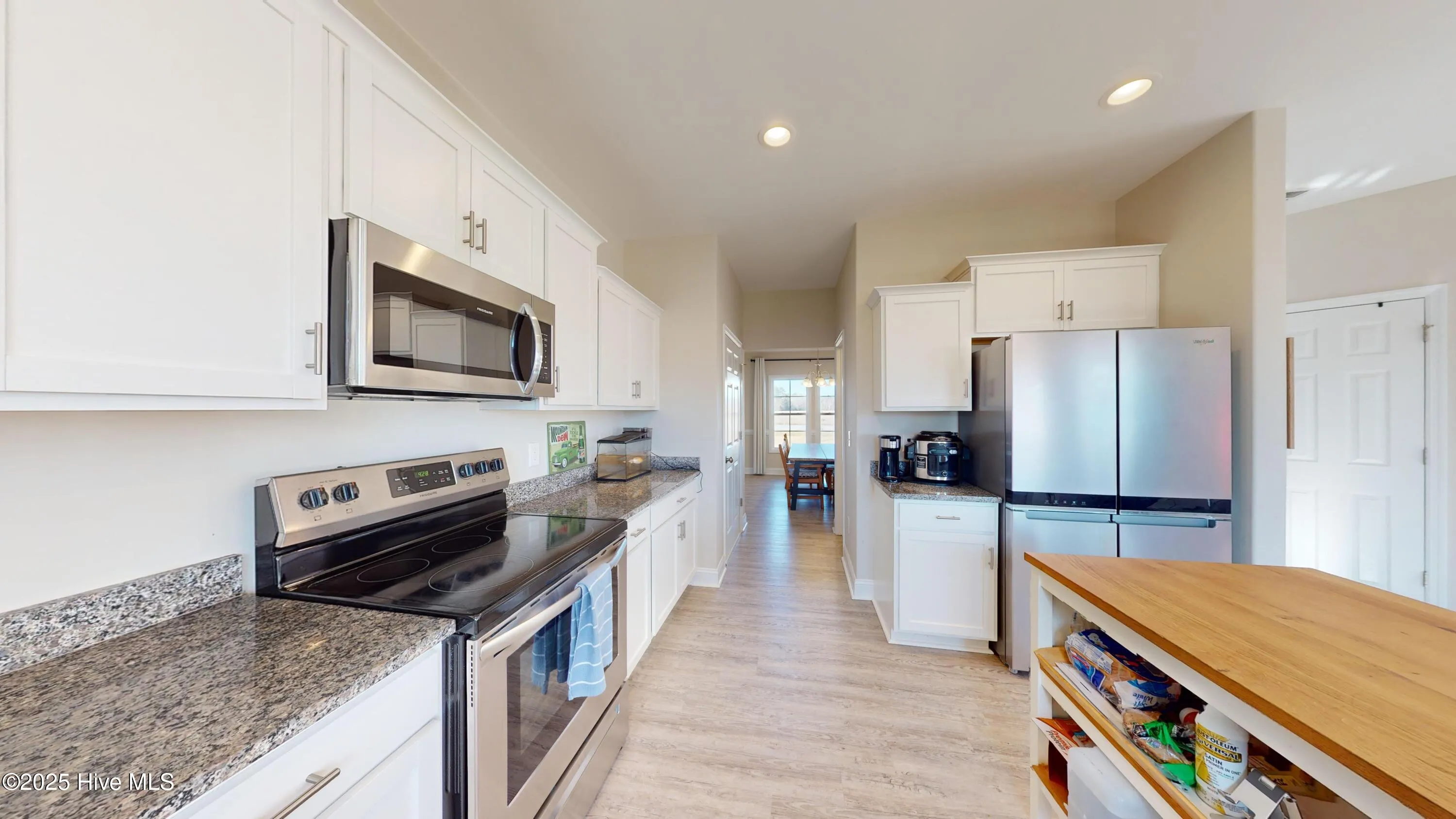 Stella, North Carolina 28582, United States, 4 Bedrooms Bedrooms, ,3 BathroomsBathrooms,Residential,Active,5146