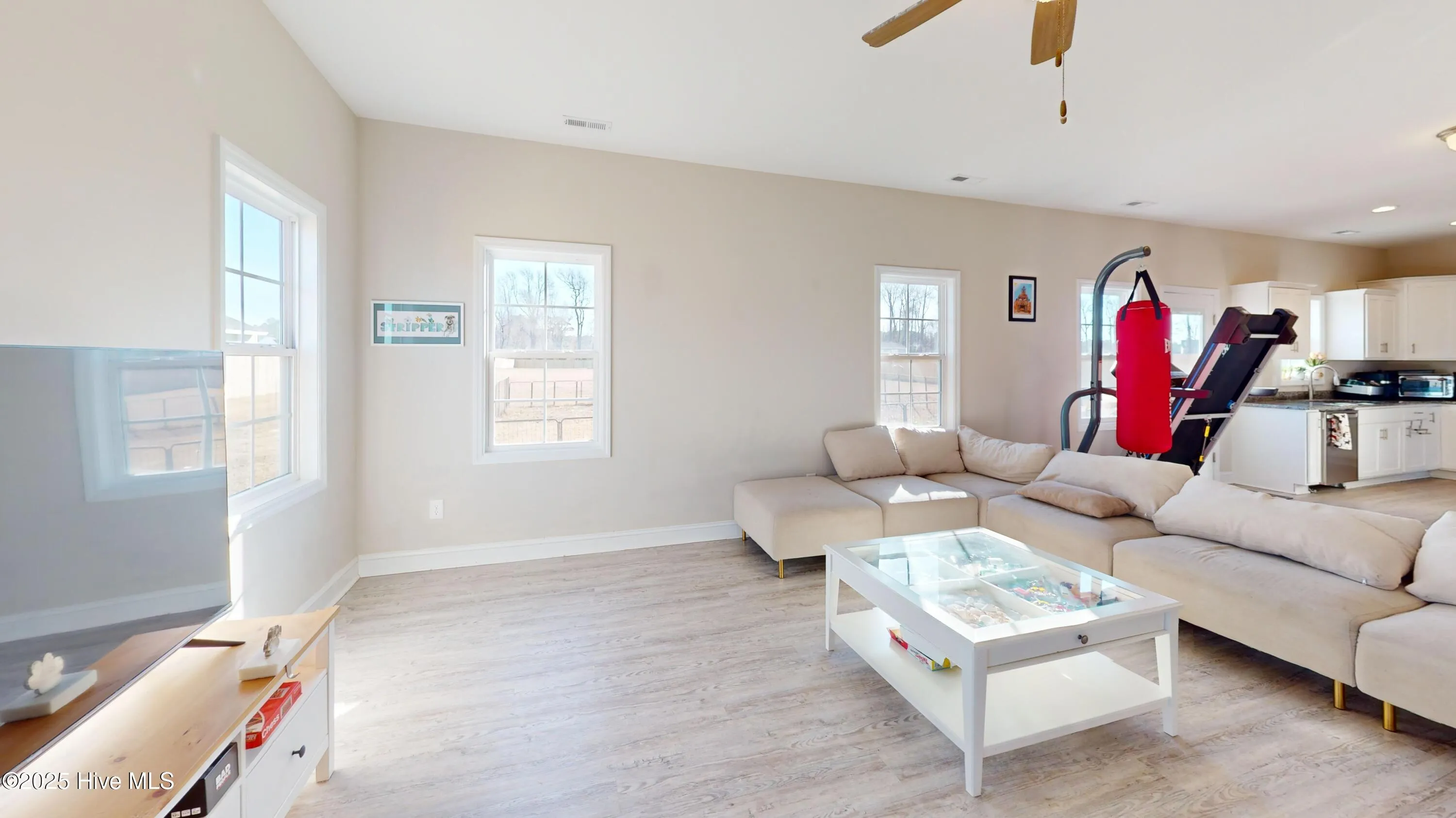 Stella, North Carolina 28582, United States, 4 Bedrooms Bedrooms, ,3 BathroomsBathrooms,Residential,Active,5146