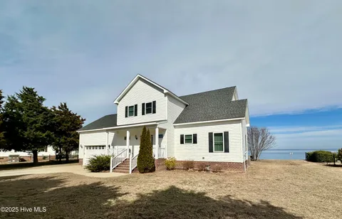 MLS: 100492848