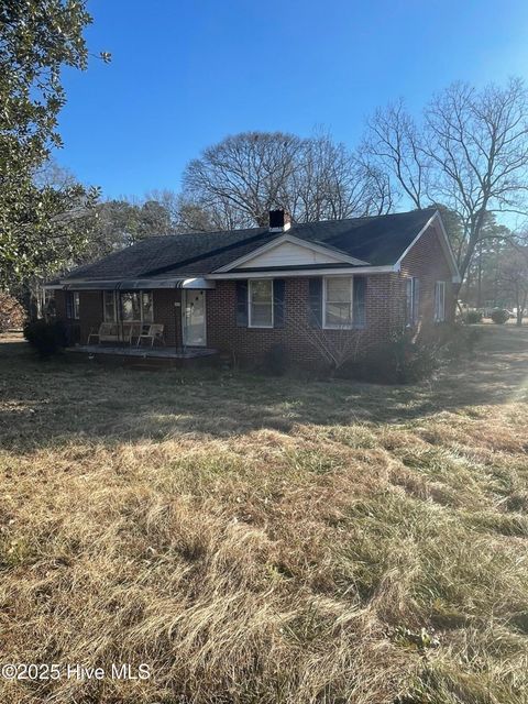 A home in Kinston