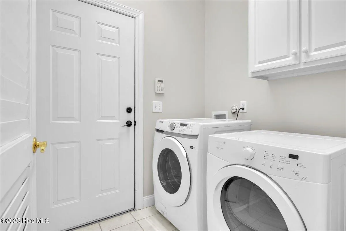 Wilmington, North Carolina 28409, United States, 3 Bedrooms Bedrooms, ,2 BathroomsBathrooms,Residential,Coming Soon,221456