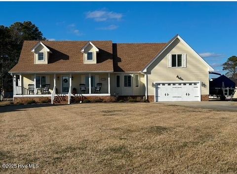 A home in Currituck