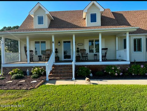 A home in Currituck