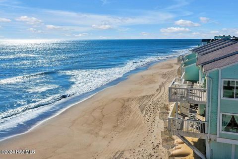 A home in Kure Beach