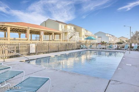 A home in Kure Beach