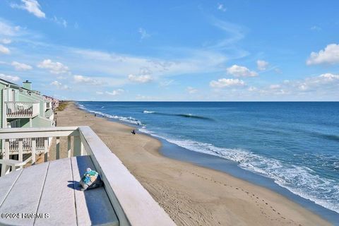 A home in Kure Beach