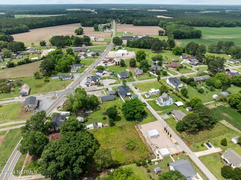 Single Family Residence in Eureka NC 104 Church Street 54.jpg