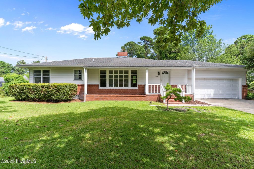 Photo of 3941 Halifax Road, Wilmington, NC 28403 (MLS # 100522293)