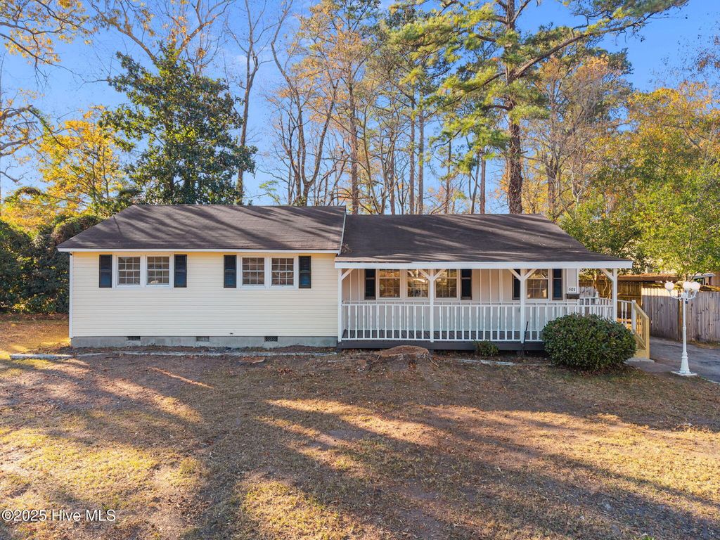 Photo of 501 Oak Lane, Jacksonville, NC 28540 (MLS # 100543072)