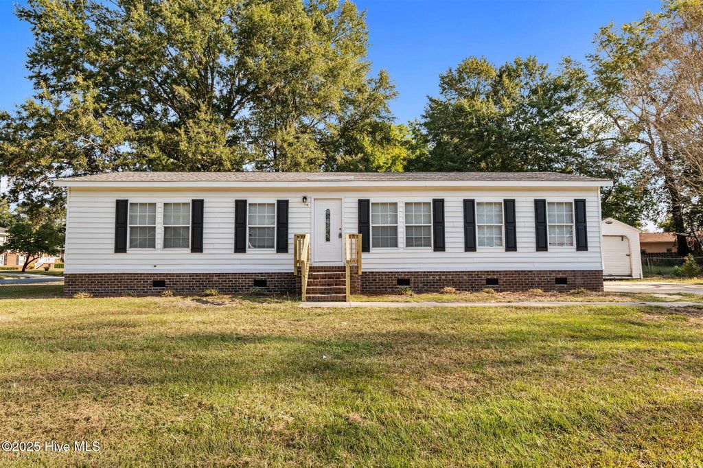 Photo of 206 Woodside Road, Greenville, NC 27834 (MLS # 100529516)