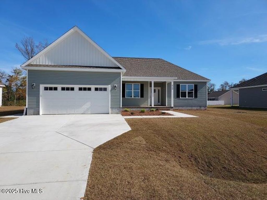 Photo of 640 Bright Harvest Drive, Maysville, NC 28555 (MLS # 100512864)