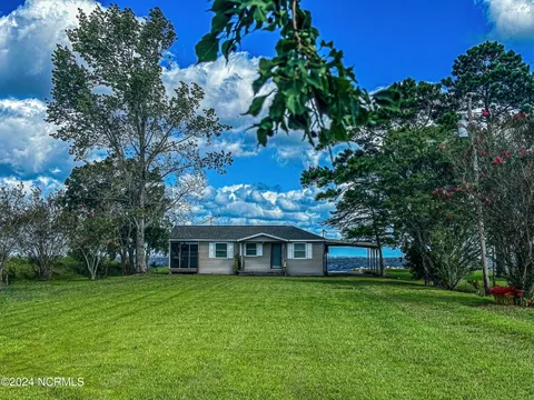 MLS: 100464558