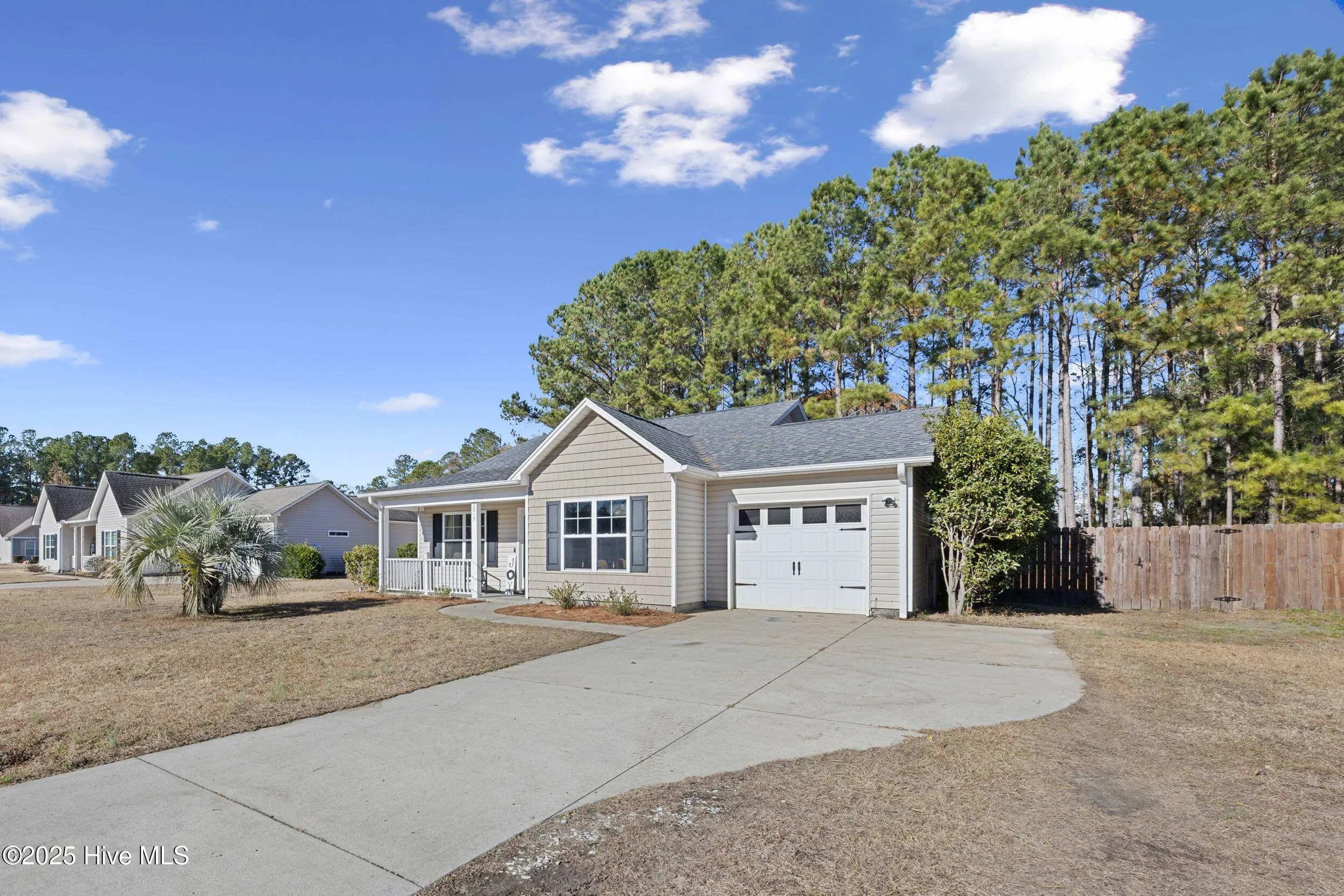 Leland, North Carolina 28451, United States, 3 Bedrooms Bedrooms, ,2 BathroomsBathrooms,Residential,Active,256547