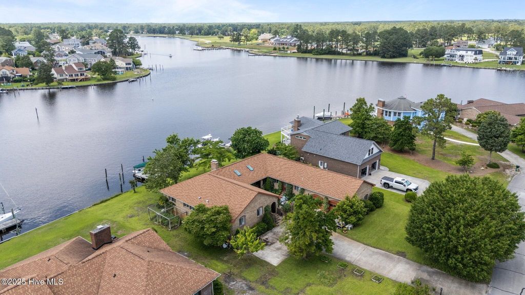 Photo of 6018 Cardinal Drive, New Bern, NC 28560 (MLS # 100515111)