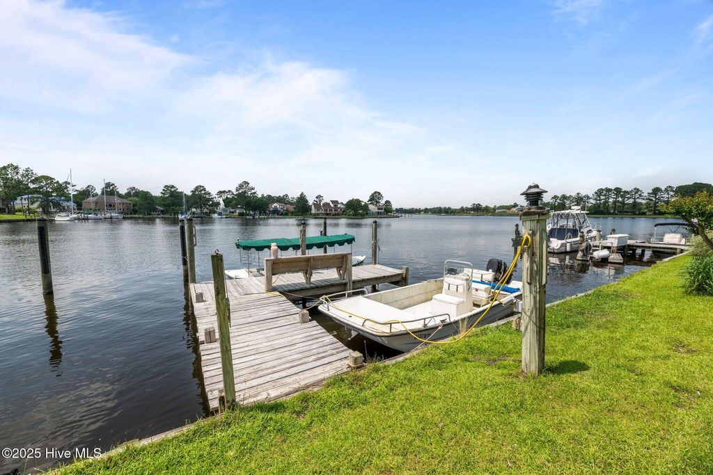 Photo of 6018 Cardinal Drive, New Bern, NC 28560 (MLS # 100515111)
