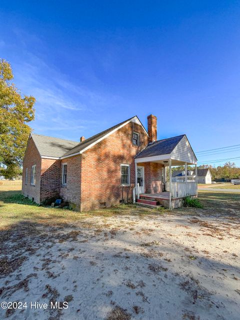 A home in Chinquapin