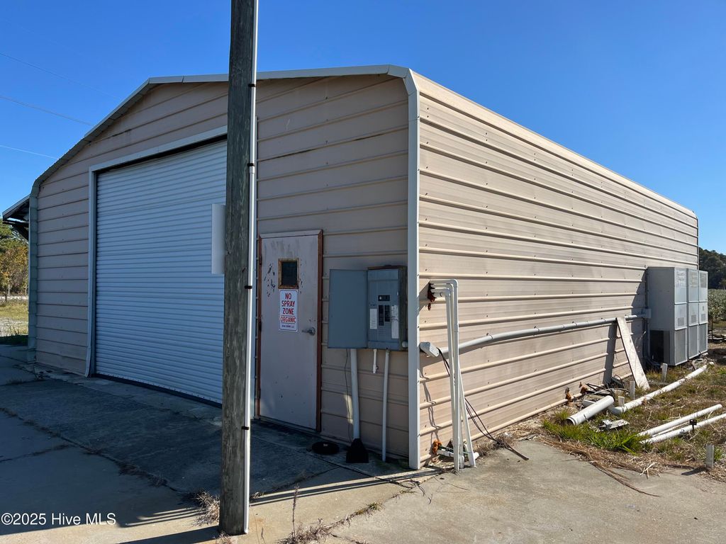 Photo of 2201 Johnsontown Road, Elizabethtown, NC 28337 (MLS # 100542157)